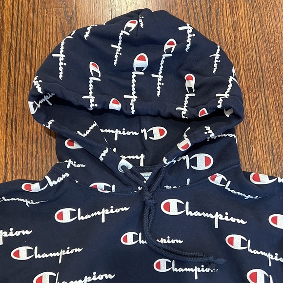 🏆Champion Reverse Weave Cropped Hoodie! - Picture 2 of 7